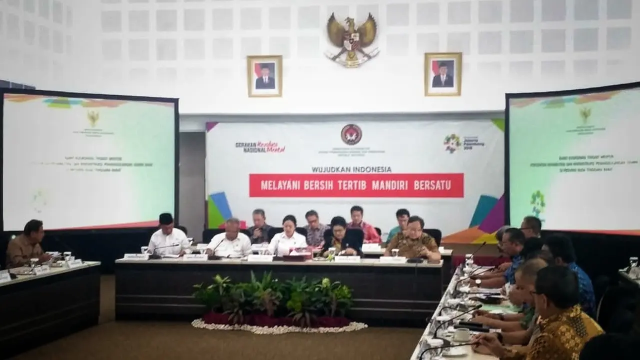 Rapat koordinasi membahas penanganan gempa di Lombok. Foto: Dok Merdeka.com/Wilfridus Setu Umbu