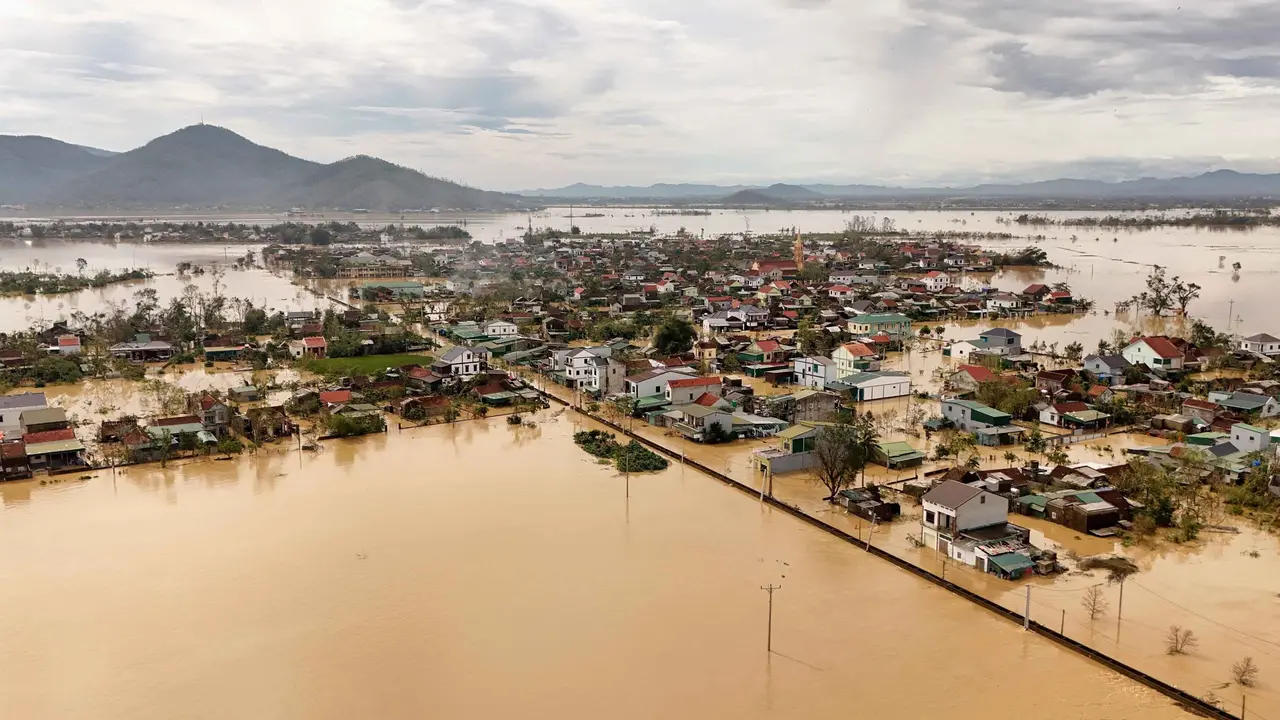 Topan Bualoi Terjang Vietnam, 13 Orang Tewas dan Ribuan Rumah Rusak