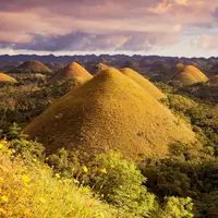Chocolate Hills, Bohol, Filipina. (Afriadi/Getty Images)