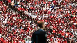 Bukan hanya di Hongaria, Dalam keterangan resminya UEFA menyebut memberikan orotitas sepenuhnya kepada federasi lokal mengenai jumlah penonton yang dibolehkan datang langsung ke stadion. (Foto: AFP/Pool/Bernadett Szabo)