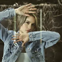 Eksklusif Cinta Laura Kiehl (Foto: Bambang E Ros, Digital Imaging: Muhammad Iqbal Nurfajri/Fimela.com)