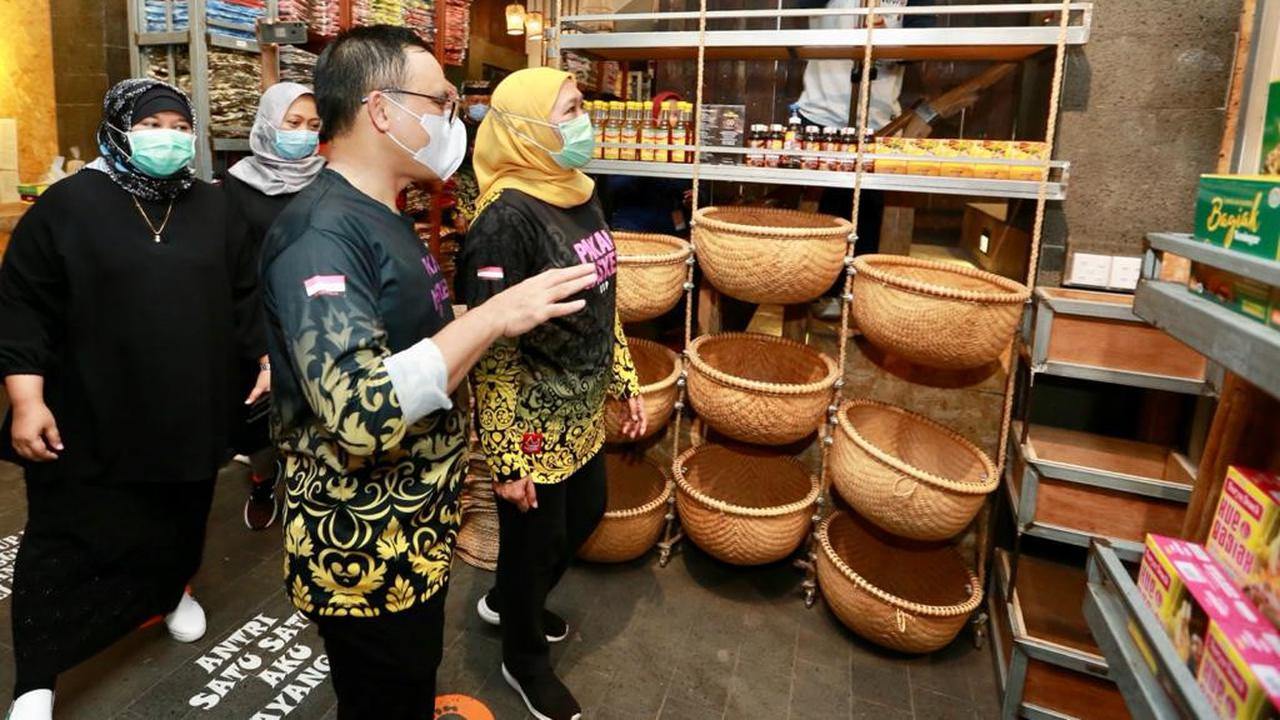 Gubernur Jawa Timur Khofifah Indar Parawansa melakukan kunjungan kerja ke Banyuwangi.