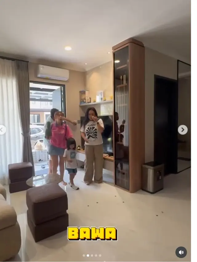 7 Potret Sudut Rumah Baru Ibunda Cherly Juno, Bergaya Modern Minimalis