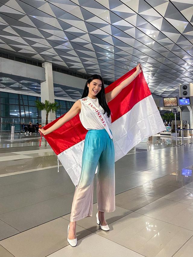 7 Pesona Carla Yules, Wakil Indonesia yang Masuk Top 6 di Miss World 2021