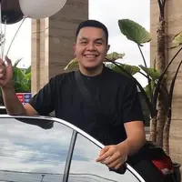 Tulus menjadi salah satu penyanyi solo Indonesia yang penampilannya paling ditunggu saat ini.