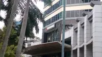 Komisi Pemberantasan Korupsi (KPK)  menggeledah ruangan kerja para pejabat Lippo Group yang berada di Gedung Matahari 2, Jalan Boulevard Palm Raya No 7, Kecamatan Kelapa Dua, Kabupaten Tangerang.