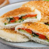 ilustrasi sandwich roti/Viktory Panchenko/Shutterstock