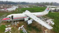 Pesawat bekas disulap jadi restoran oleh pengusaha China (shanghaiist)
