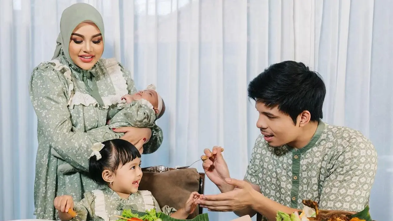 Aurel dan Atta Halilintar (Instagram/aurelie.hermansyah)