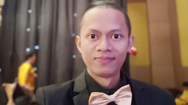 Viral Lewat Lagu 'Selow', Ini 6 Potret Terbaru Wahyu Ramdani yang Bikin Pangling