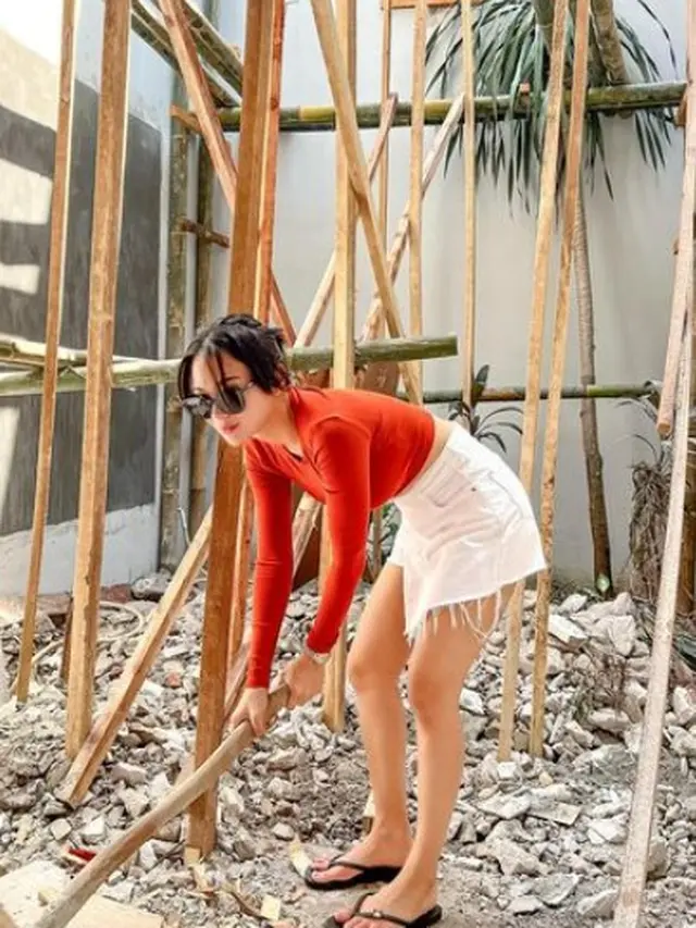 Wika Salim bangun rumah baru (Instagram/wikasalim)