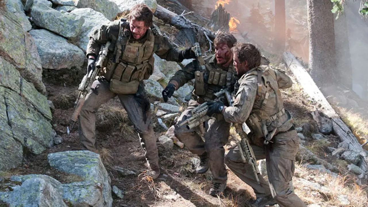 lone-survivor-140113b.jpg