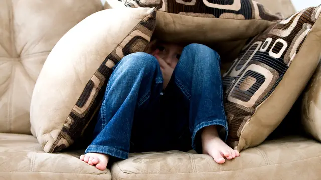 Contoh ilustrasi anak yang terdampak kekerasan emosional