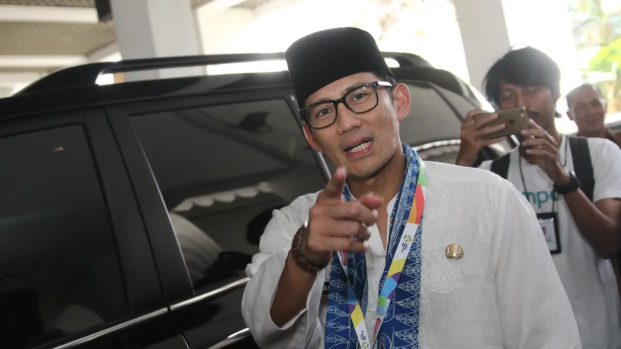 Sandiaga Uno Serahkan Surat Pengunduran Diri