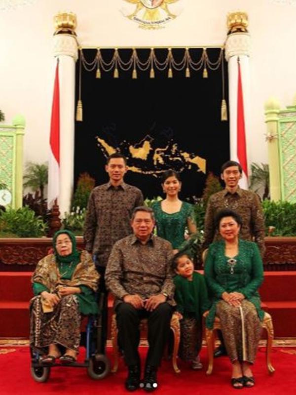 Annisa Pohan kenang momen bersama ibunda SBY. (dok. Instagram @annisayudhoyono/https://www.instagram.com/p/B1yhiNfDJdh/)