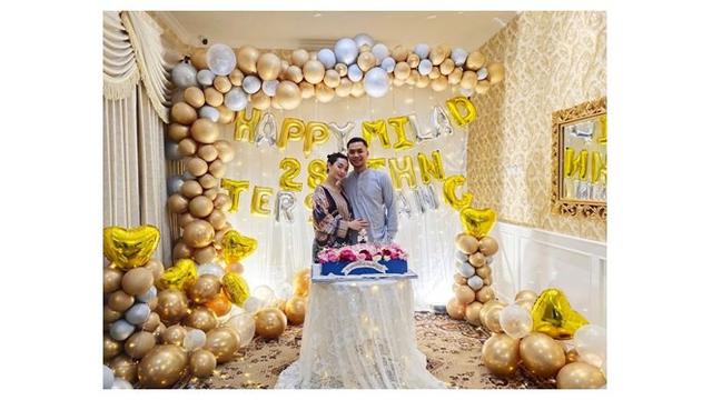 7 Potret Perayaan Ulang Tahun Zaskia Gotik, Pernikahan Jadi Kado Terindah
