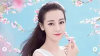 Wanita Tercantik Asia Dilraba Dilmurat Ungkap Rahasia Perawatan Dirinya. (dok.Instagram @dilraba_dear/https://www.instagram.com/p/B0YsxY5lKIA/Henry)