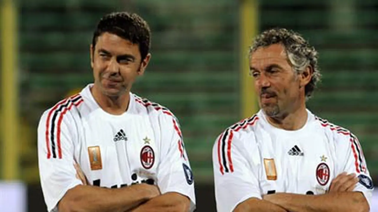 Alessandro Costacurta dan Roberto Donadoni (© AFP 2008)