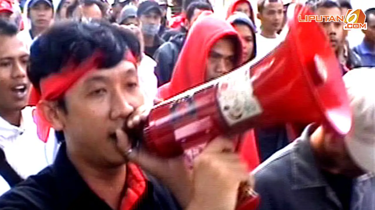 kereta-demo-1-130625-b.jpg
