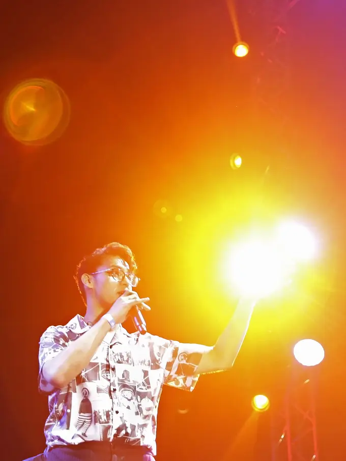 [Fimela] Ardhito Pramono Prambanan Jazz Festival 2019