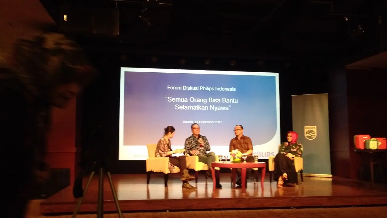 Acara diskusi dan pelatihan resusitasi jantung paru (CPR).