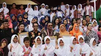 Sebanyak 72 pelajar yang sebagian menyandang disabilitas dilibatkan untuk ikut memecahkan Original Rekor Indonesia (ORI)