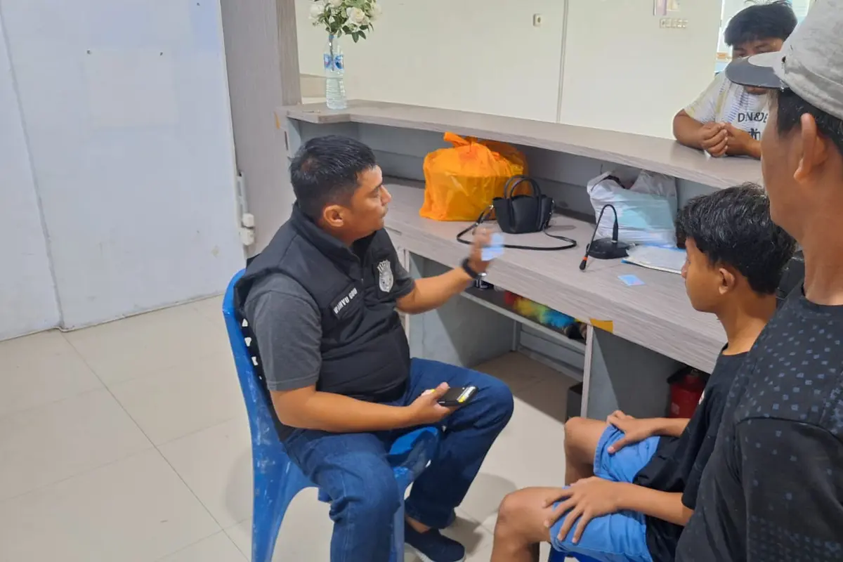AD alias Ahmad (14) Penumpang KMP Moinit