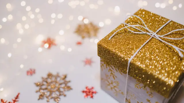 Perjuangan Guru Bikin Hadiah Natal untuk Muridnya Berujung Disepelekan