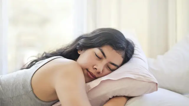 1. Tidur Cukup dan Berkualitas