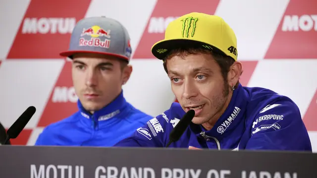 Maverick Vinales dan Valentino Rossi