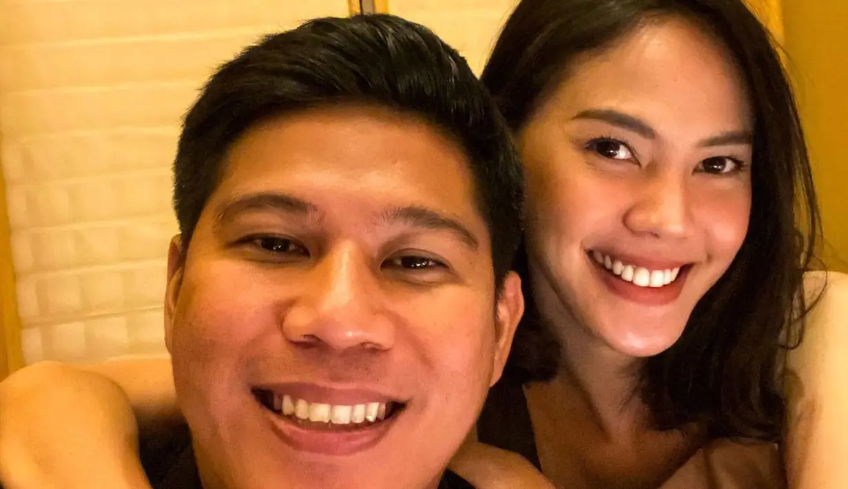 Tak ayal, ketika Della Dartya dan Nino RAN mulai berani pamer kemesraan di publik, netizen pun sangat mendukung hubungan mereka. (FOTO: instagram.com/ninokayam)