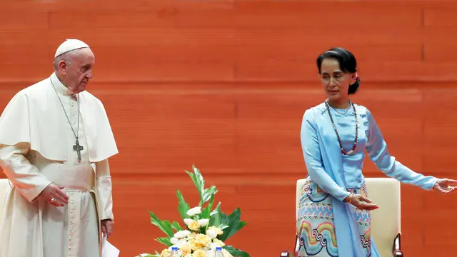 Paus Fransiskus Bertemu Suu Kyi di Myanmar