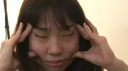 Perempuan yang sering disebut Park Shin-hye nya Indonesia memang memiliki sisi humoris. Hal tersebut terlihat dari gaya pose fotonya yang kocak. Kocaknya Rana ini sukses menghibur warganet. Tak ayal foto nyeleneh Rana ini banjir like dan komentar dari netizen. (Liputan6.com/IG/@rncynth)