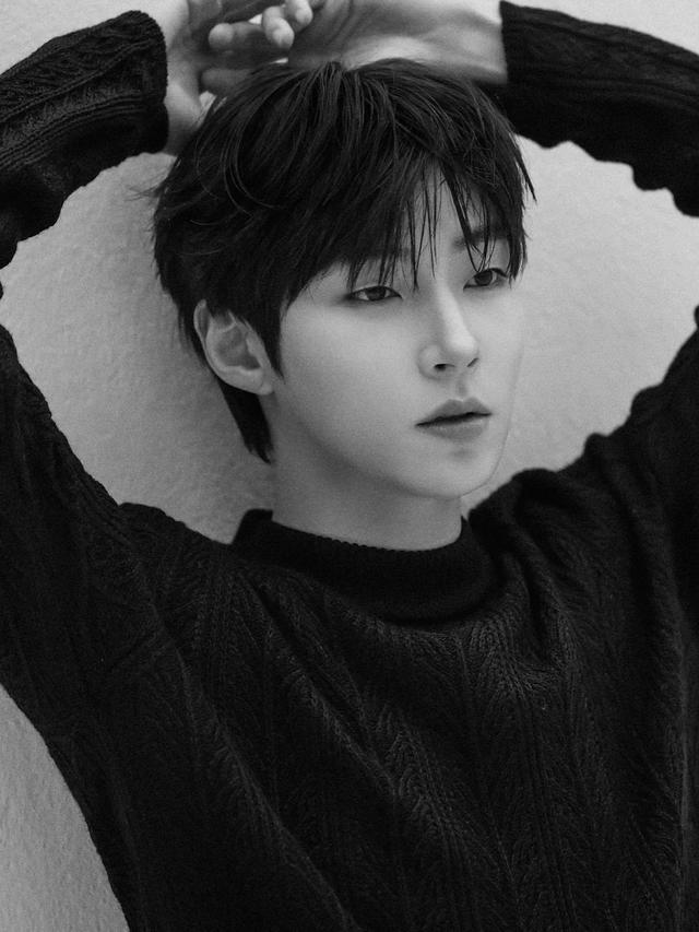 Hwang In Yeop bercerita ia kerap memerankan karakter bercitra dingin karena matanya ini. (Instagram/ keyeastofficial)