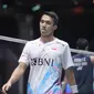 Tunggal putra Indonesia&nbsp;Jonatan Christie dikalahkan Chou Tien Chen dari Chinese Taipei 17-21 dan 6-21 pada babak 32 besar Singapore Open 2024 di&nbsp;Singapore Indoor Stadium, Rabu (29/5/2024). (foto: PP PBSI)