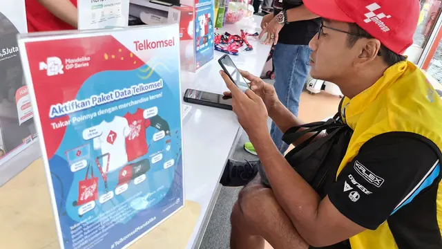 Untuk di wilayah Kabupaten Lombok Tengah, tempat berlangsungnya MotoGP 2022, Telkomsel mencatat adanya lonjakan kunjungan pelanggan dari berbagai daerah mencapai lebih dari 27 persen