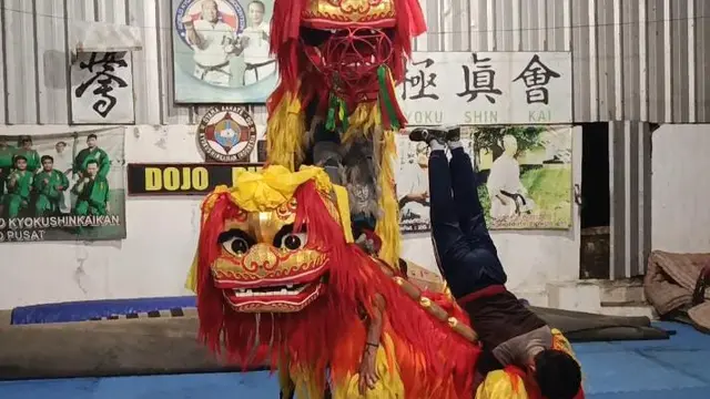 pemain barongsai