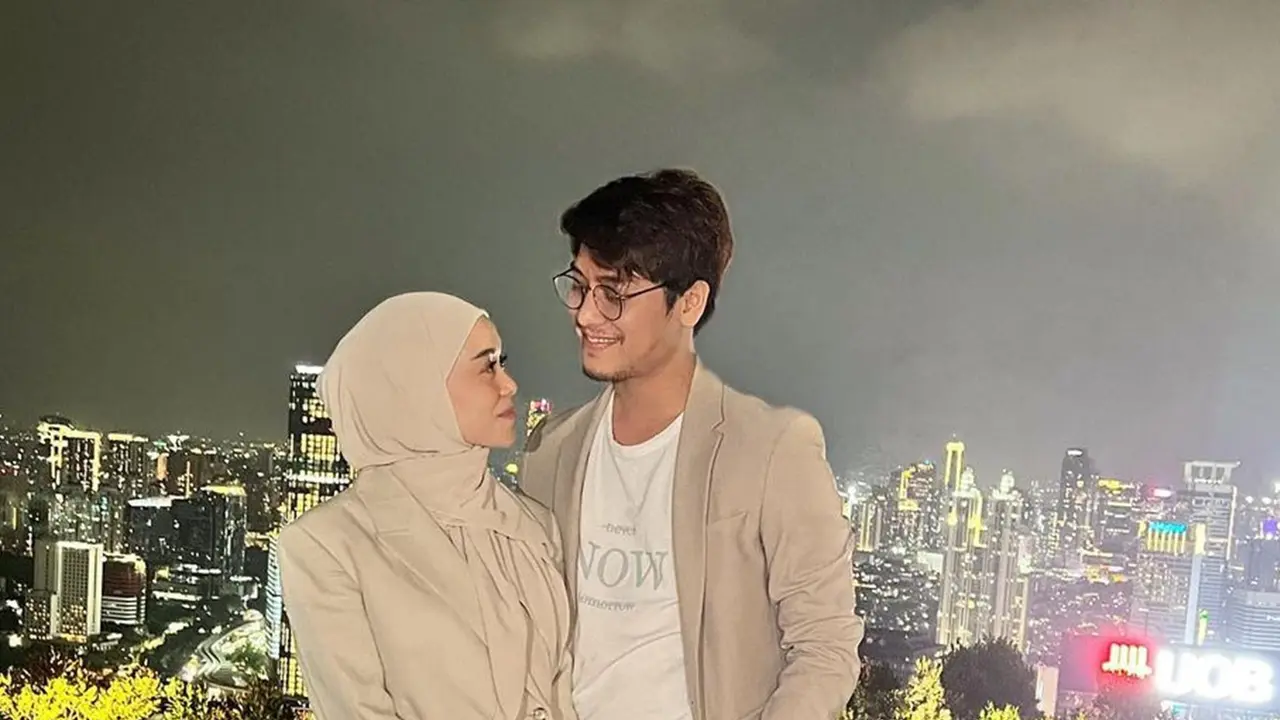 Dikabarkan Adanya KDRT, Ini Kemesraan Lesty Kejora dan Rizky Billar di Berbagai Momen