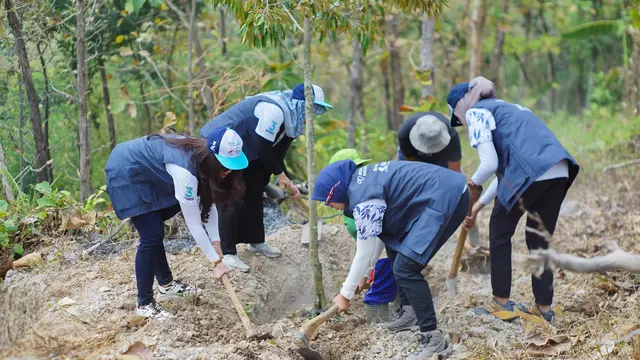 Danareksa sebagai Holding berkolaborasi dengan anggota Holding mendorong percepatan pengembangan UMKM, agrowisata, dan pertanian terintegrasi di Desa Sukorejo, Sragen, Jawa Tengah, melalui program Relawan Bakti BUMN Batch IV. (Dok Danareksa)
