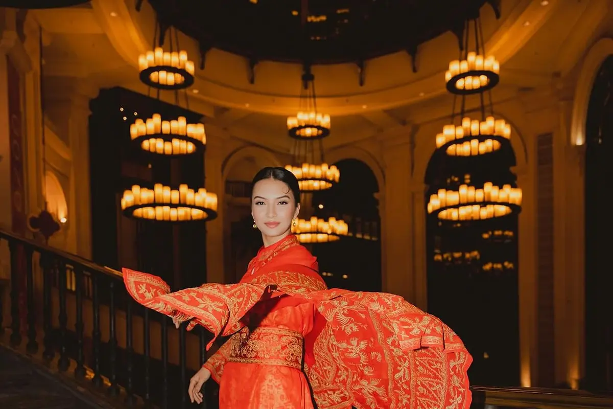 Potret Terbaru Raline Shah dengan Busana Tiongkok. (instagram/ralineshah)