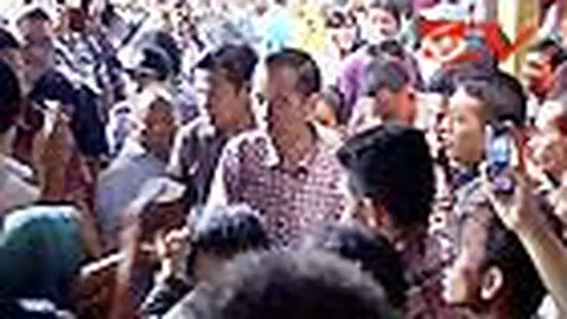 Jokowi Temui Warga di Pasar