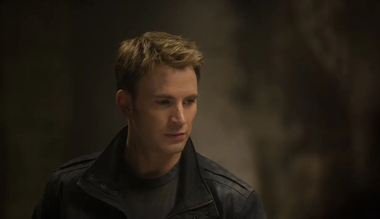 Chris Evan mengatakan bahwa jangan sampai orang-orang yang membully membuatmu menjadi seseorang yang buruk. (Collider)