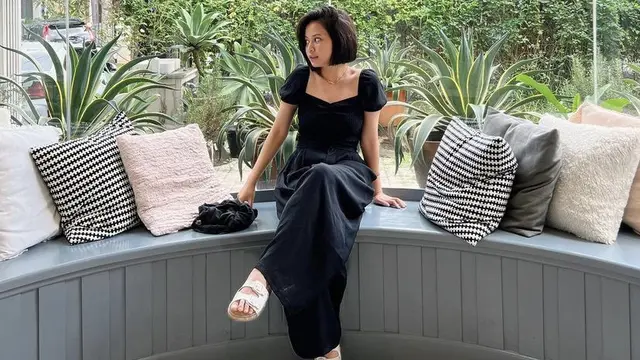 Potret Terbaru Hanggini Tampil Fresh dengan Rambut Pendeknya