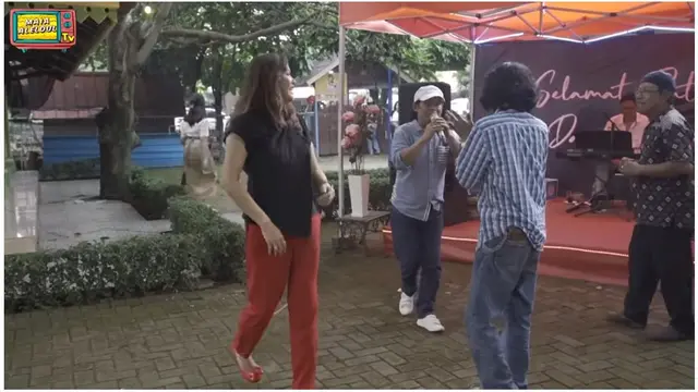 8 Potret Rumah Makan Milik Mandra, Nyaman dengan Konsep Betawi