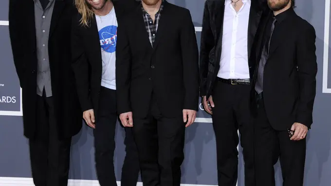 [Bintang] Foo Fighters