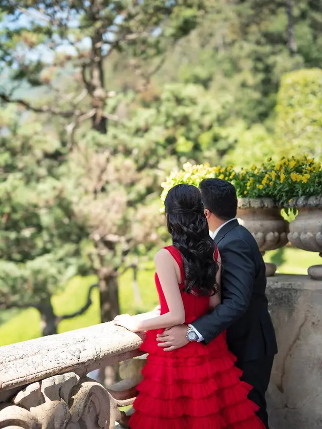 7 Potret Prewedding Fritz Hutapea dan Giovani di Paris, Anak Hotman paris yang Curi Perhatian