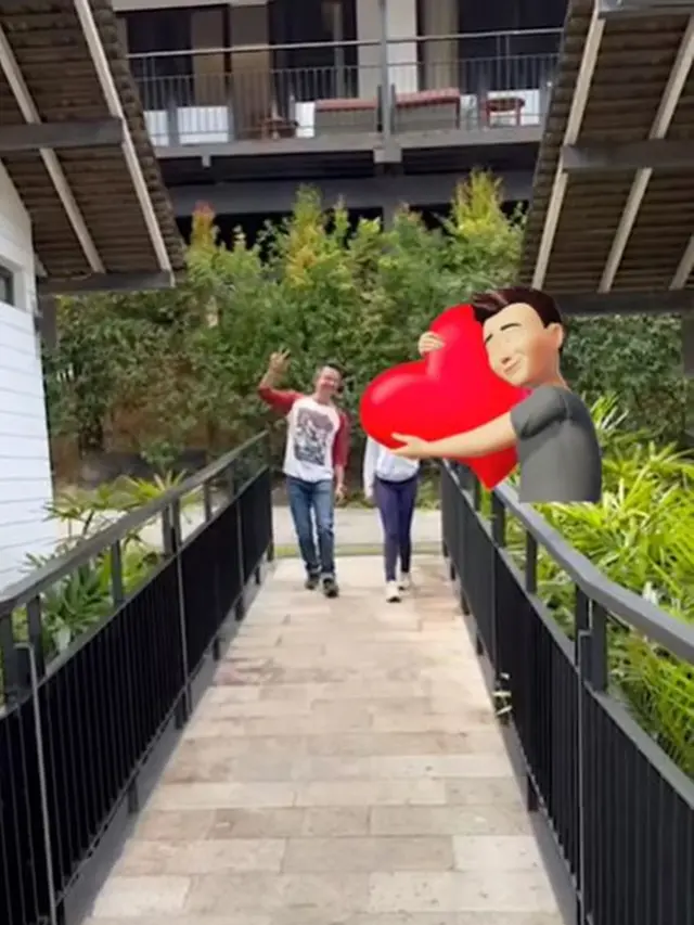 4,5 Tahun Berlalu, Ini 6 Potret Haru Denada Pertemukan Putrinya dengan Jerry Aurum