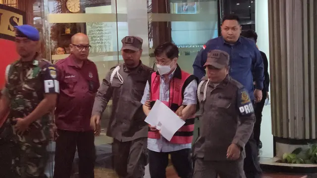 Kejagung menetapkan pengusaha properti asal Surabaya, Budi Said sebagai tersangka atas kasus dugaan korupsi penyalahgunaan wewenang jual - beli logam mulia atau emas PT Antam.
