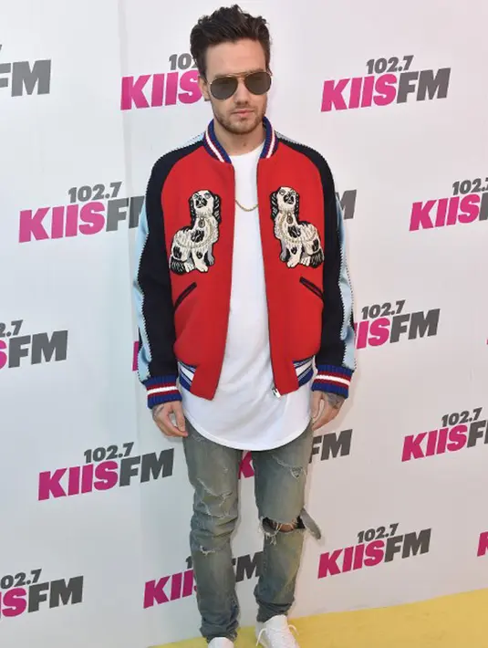 Kelahiran anak pertamanya itu tentu menjadi kebahagian bagi pasangan Liam dan Cheryl. Meski jarang terlihat tampil mesra di depan umum, kini keduanya disebut telah melangsungkan pernikahan. (AFP/Bintang.com)