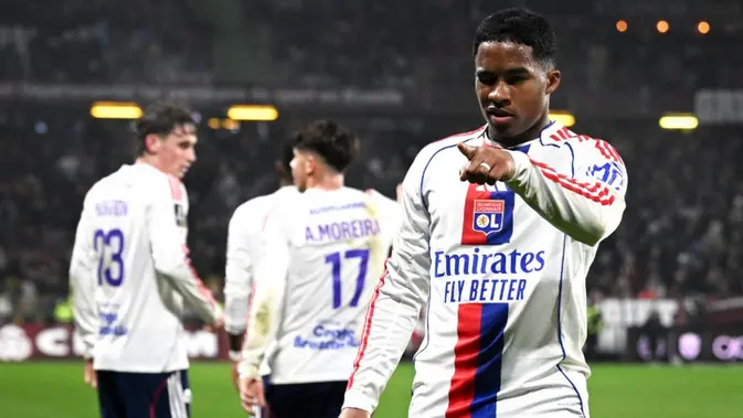 Endrick Tutup Pesta Gol Lyon Saat Bantai Metz 4-1